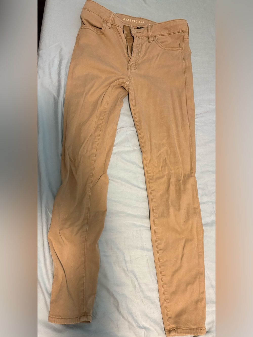 American Eagle Hi-Rise Khaki Jegging size 2 short